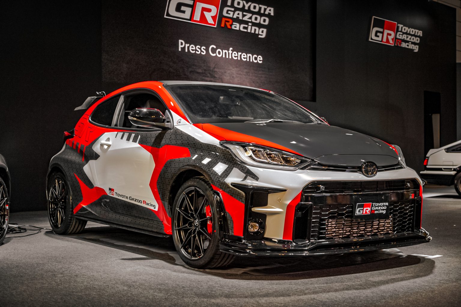 KR69 GR Yaris v-2